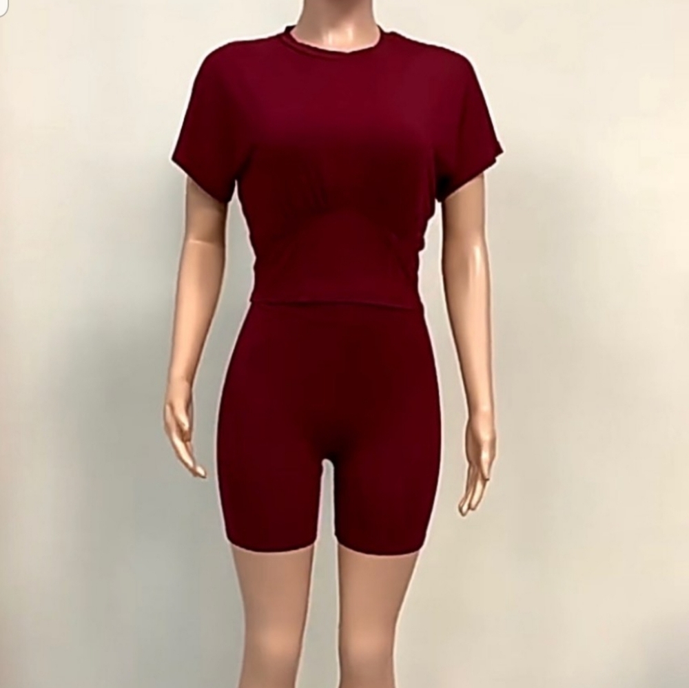 FITTED CASUAL WEAR/STYLE SHORT SET